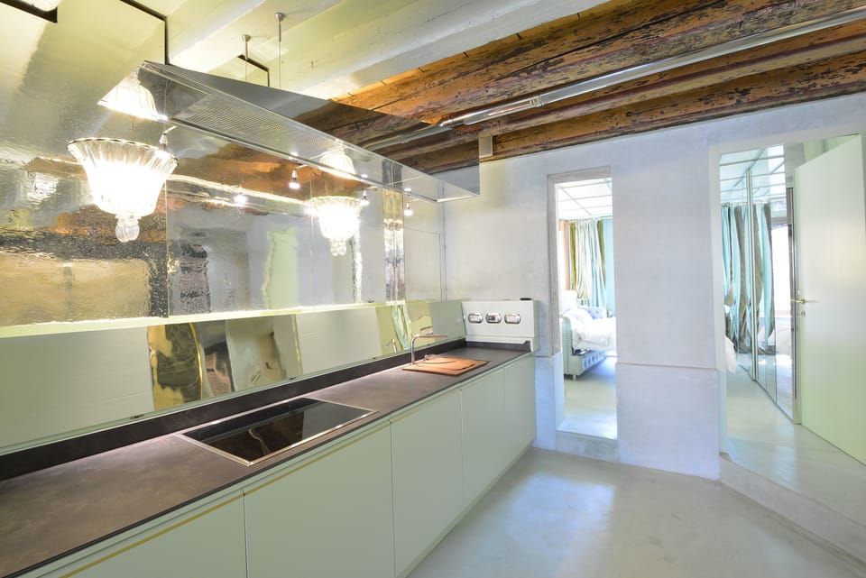 Apartment, 1 Bedroom | Private kitchenette | Fridge, microwave, oven, stovetop