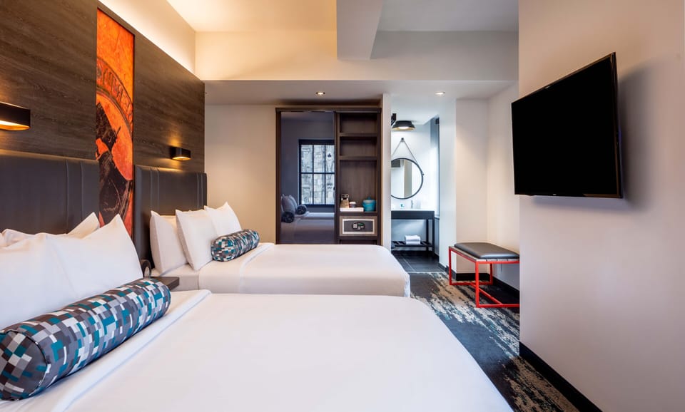 Premium bedding, in-room safe, blackout drapes, iron/ironing board