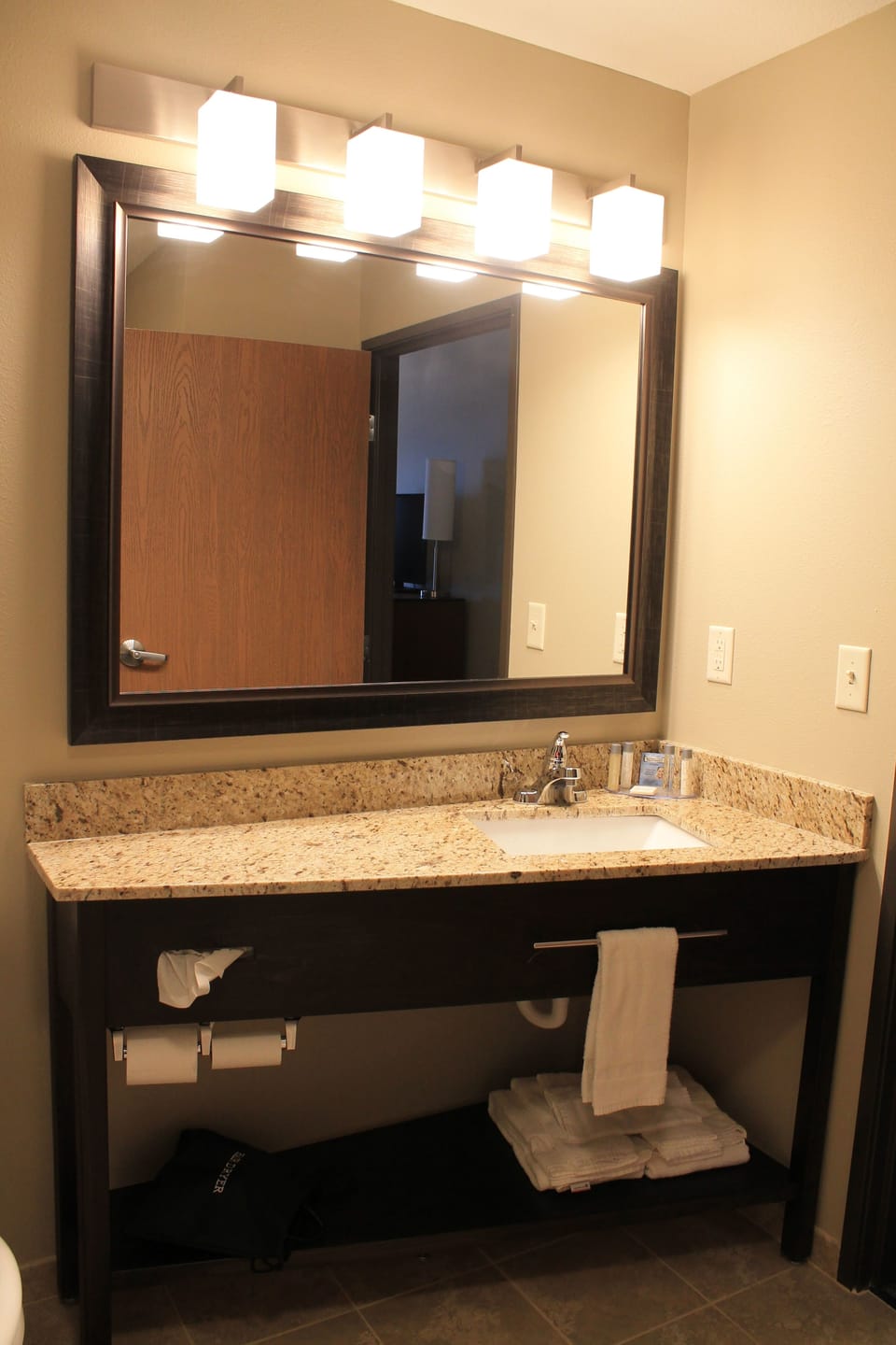 Bathroom sink