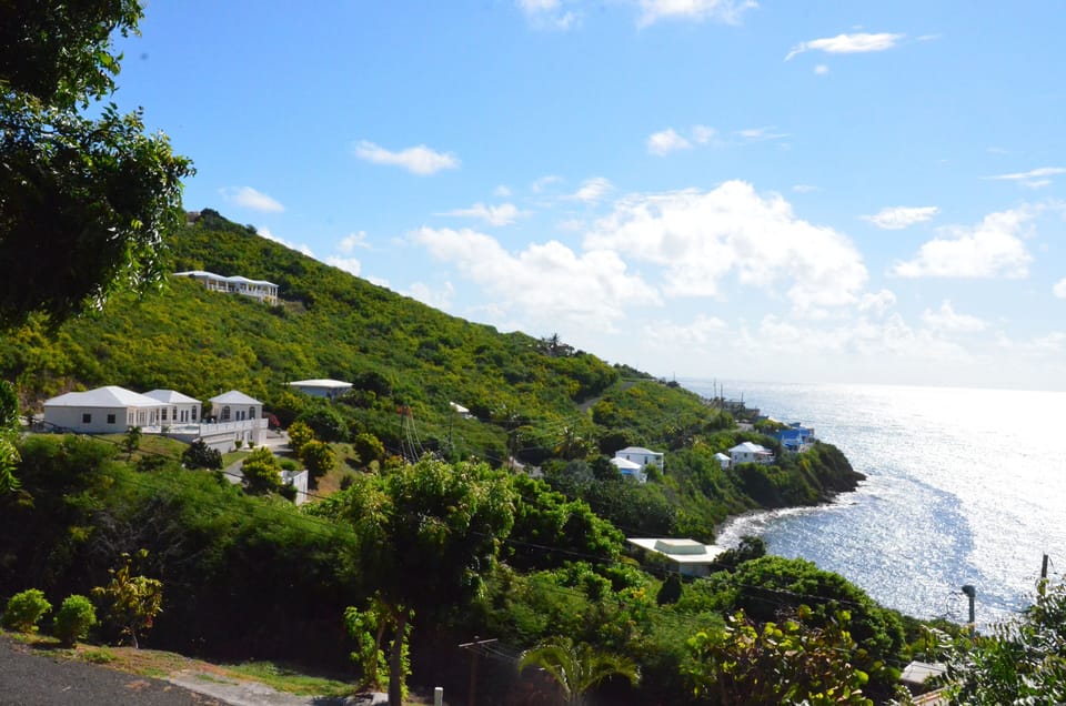 Aqua Blue Villa near the Ocean