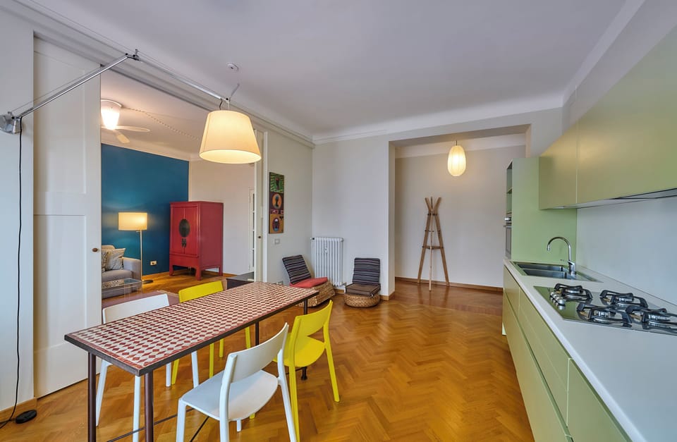 Fully catered kitchen and dining area.