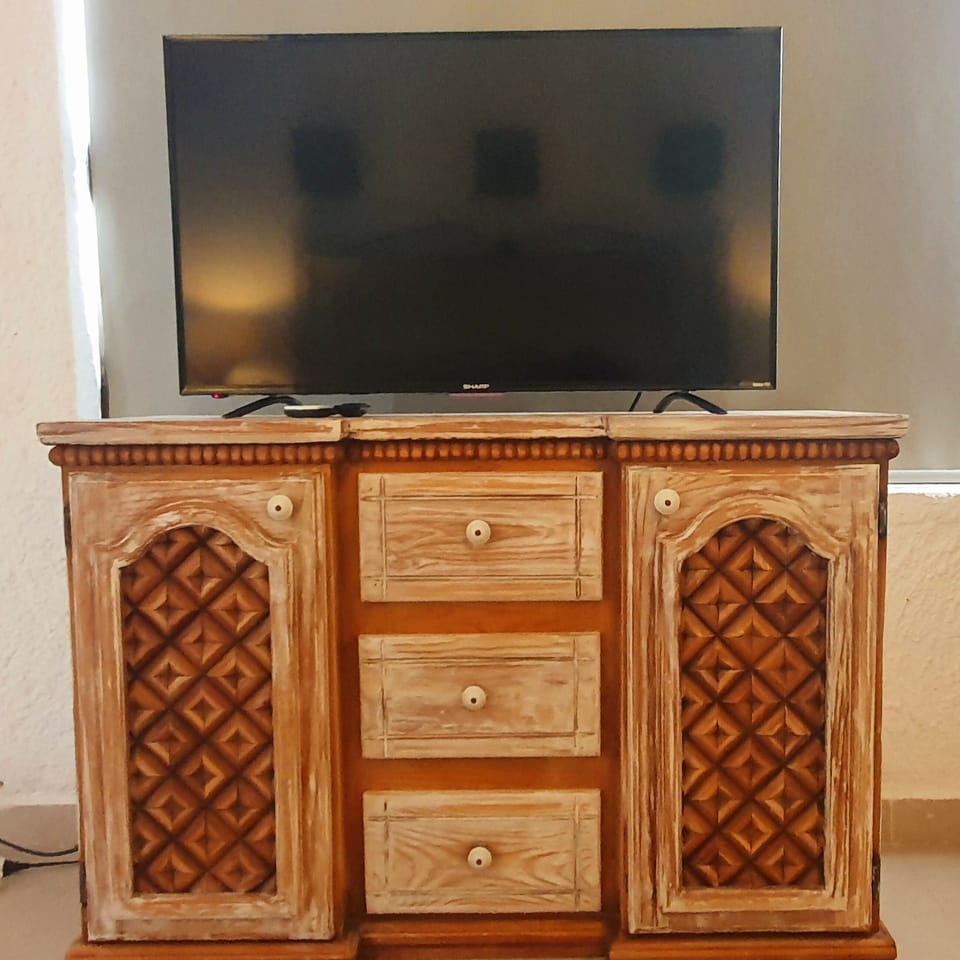 Master Suite King Size & Smart TV