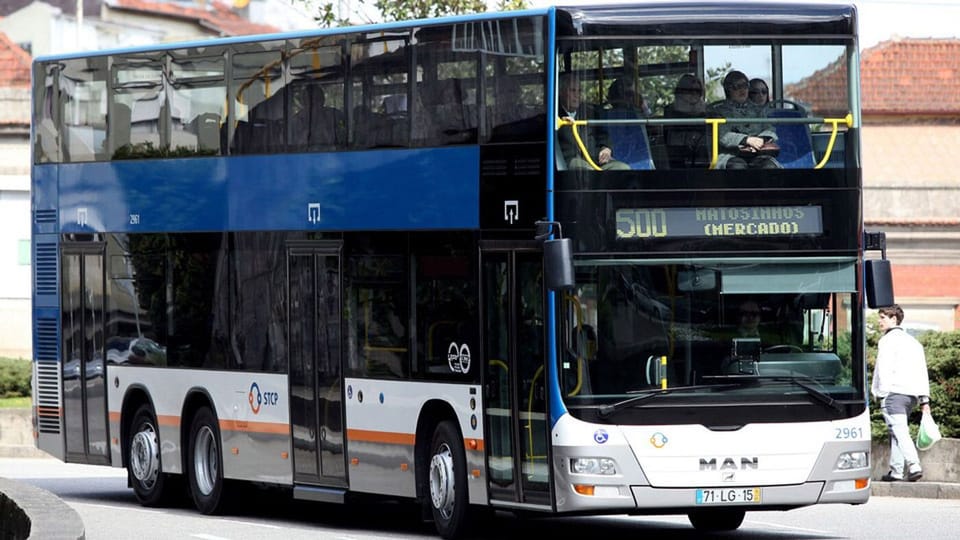 Bus to the historical area. Bus Stop at 150 meters. 