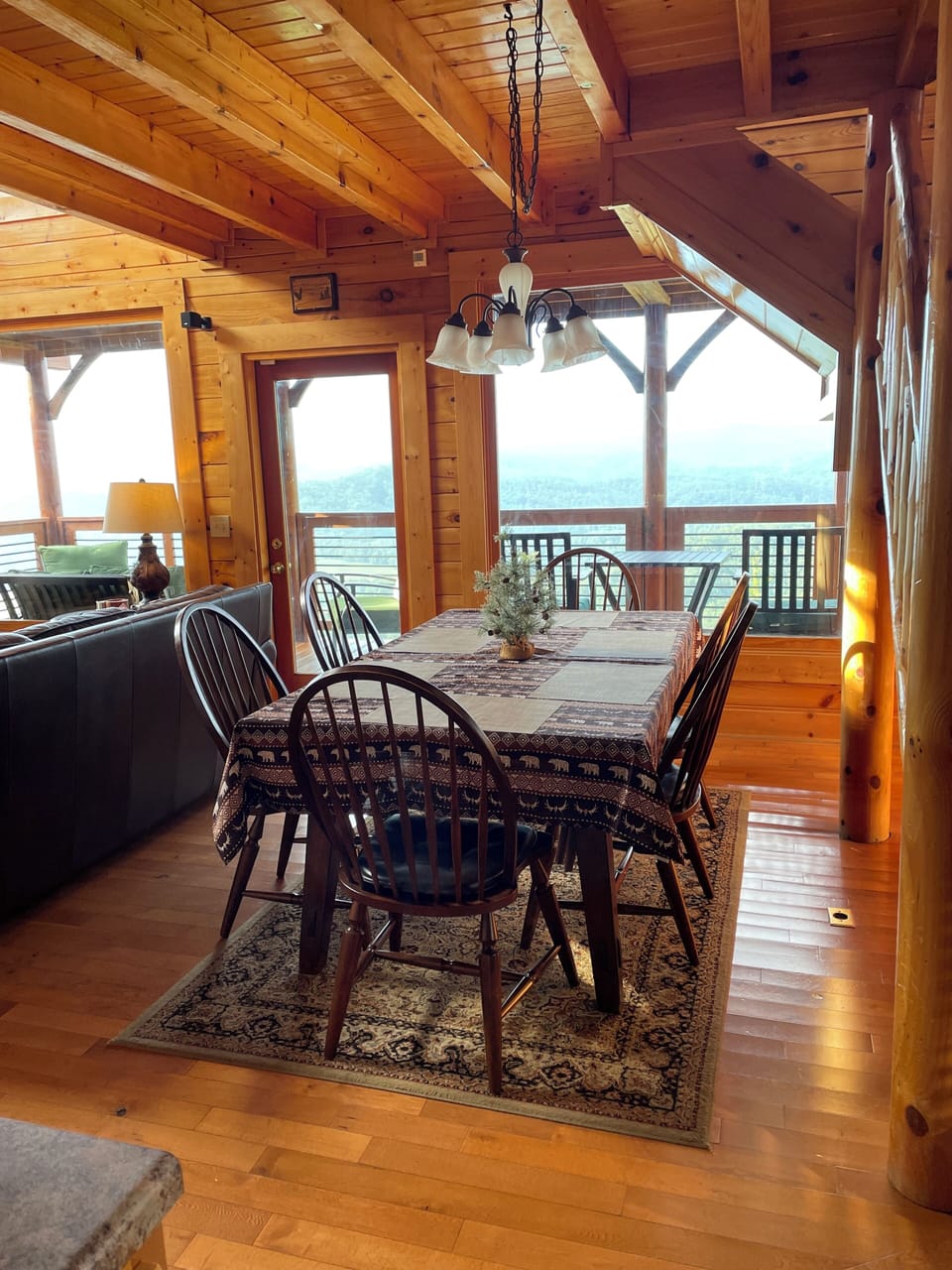 Dining Room seats up to 6 with a spectacular view!