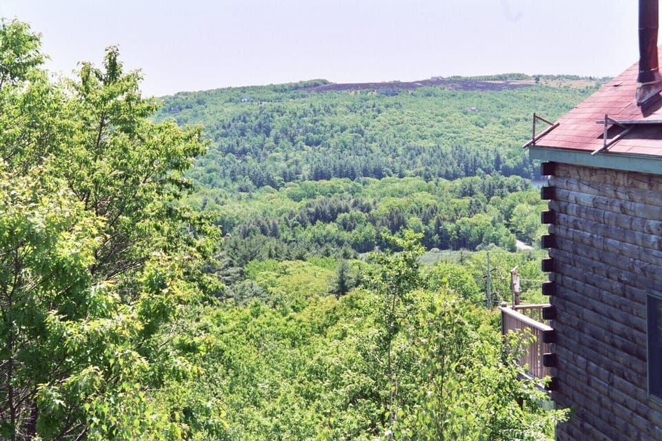 400 feet above sea level dramatic drop