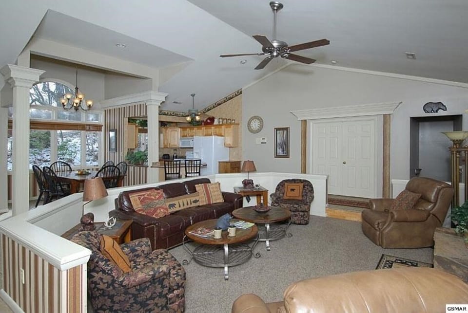 Spacious open floor plan - perfect for families, multiple couples, and just two