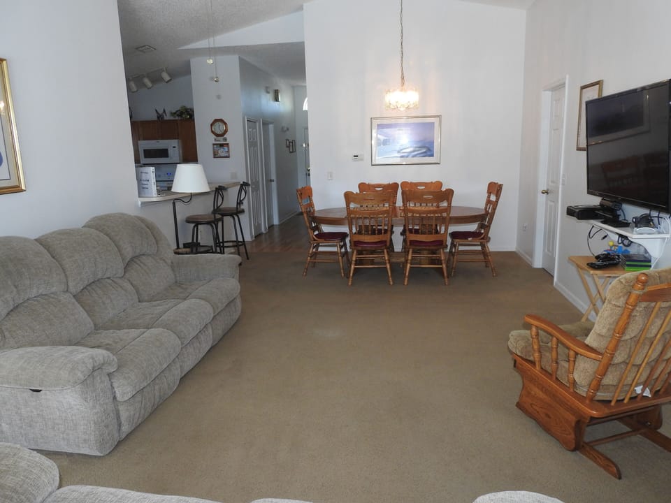 Living and dinning area