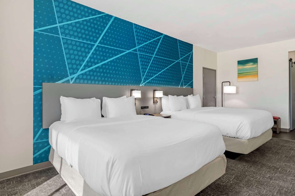 Premium bedding, down comforters, Select Comfort beds, desk