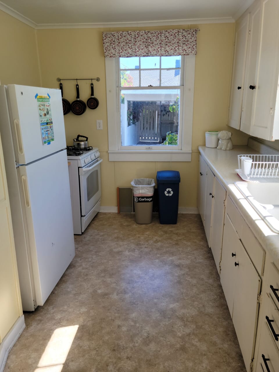 Another view of the kitchen