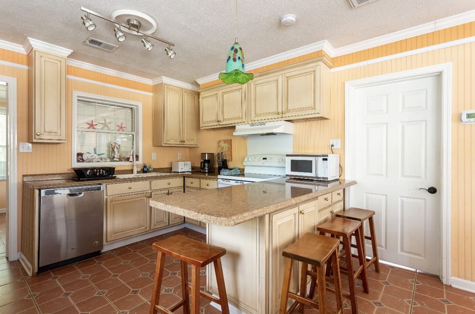 Kitchen. Most essentials provided. 
