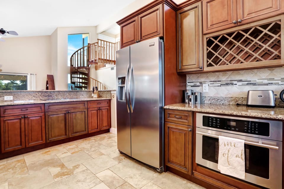 Vacanza Rentals - Villa Citrus kitchen