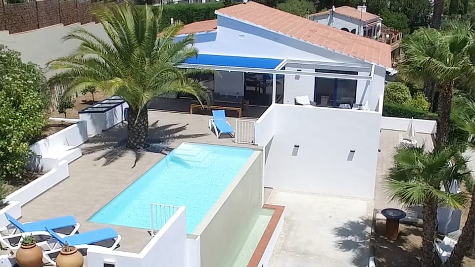 Aerial view from South
