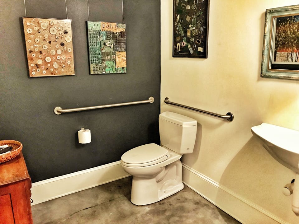 Separate toilet room. 