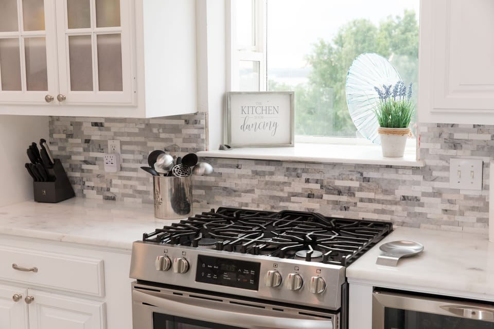 five burner propane cook top with oven