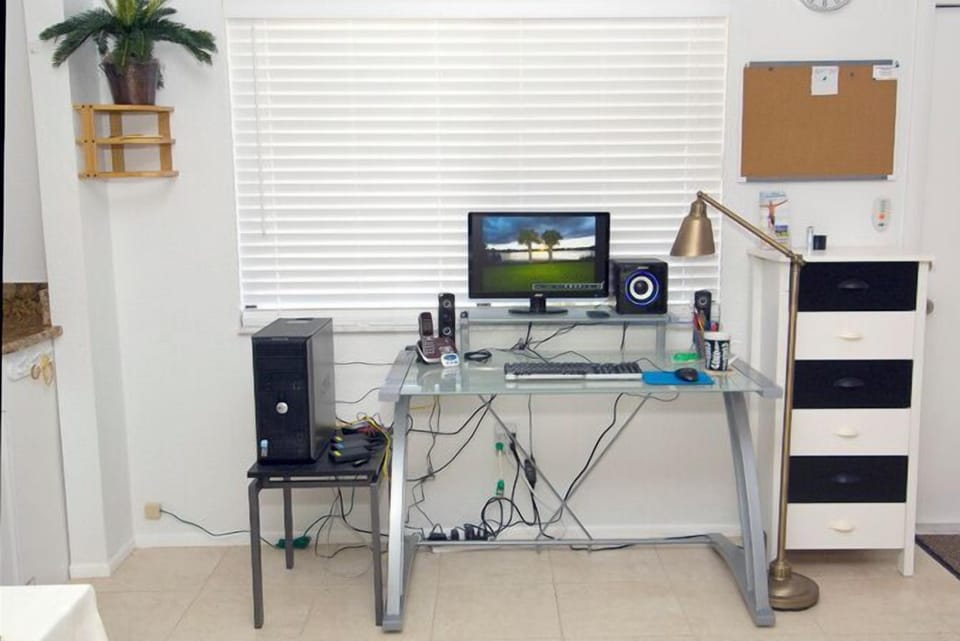 Desktop PC with WLAN-internet access