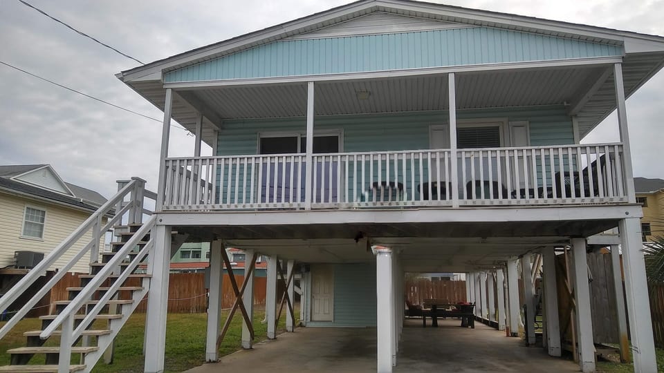 Large front porch to relax in the evening
