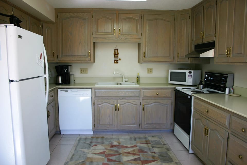 Fully stocked kitchen