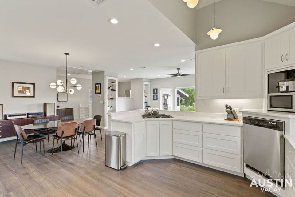 Fully equipped kitchen with all the essentials and dishwasher