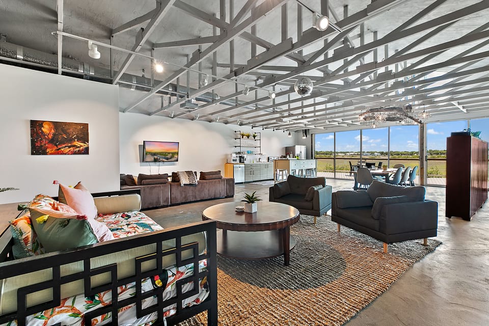 Great Room to Kitchen