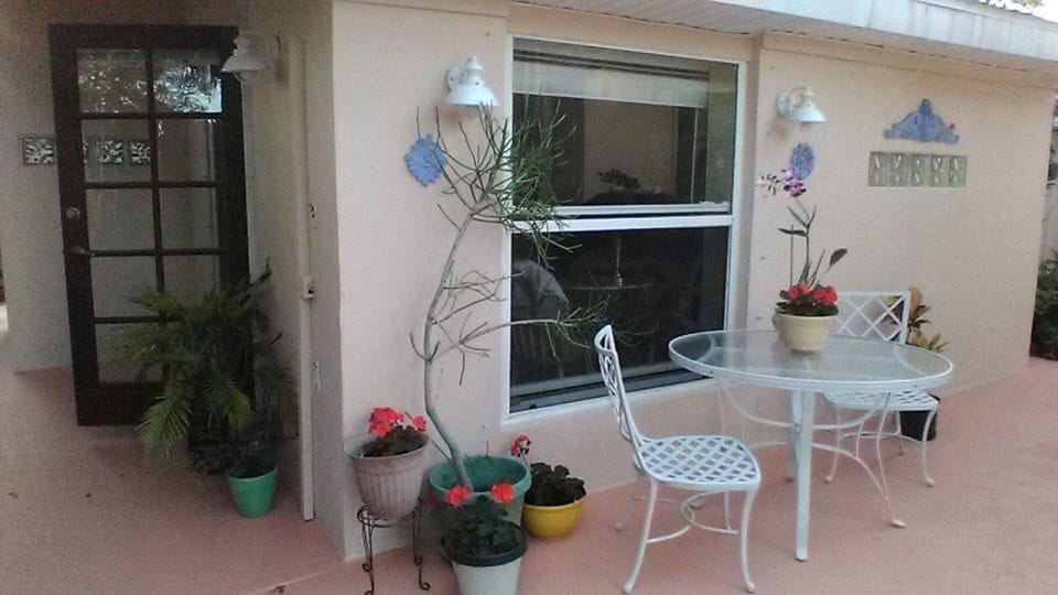 Entrance off the private patio