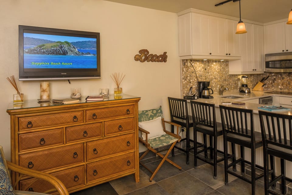 TV has been replaced with a 55' smart TV
