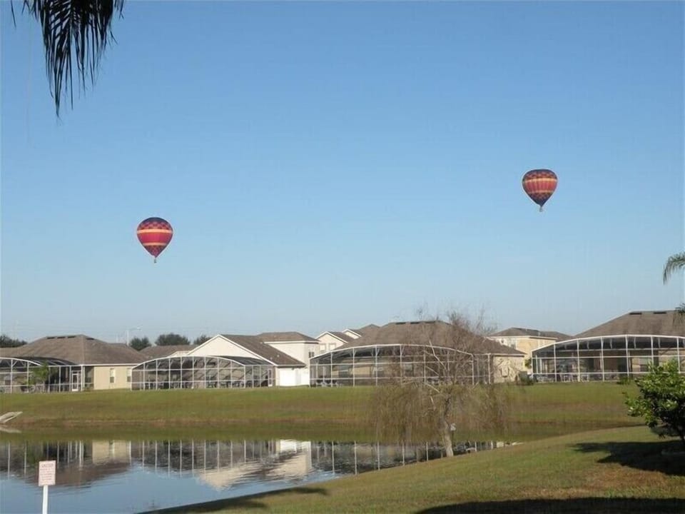Hot Air Baloon rides available nearby