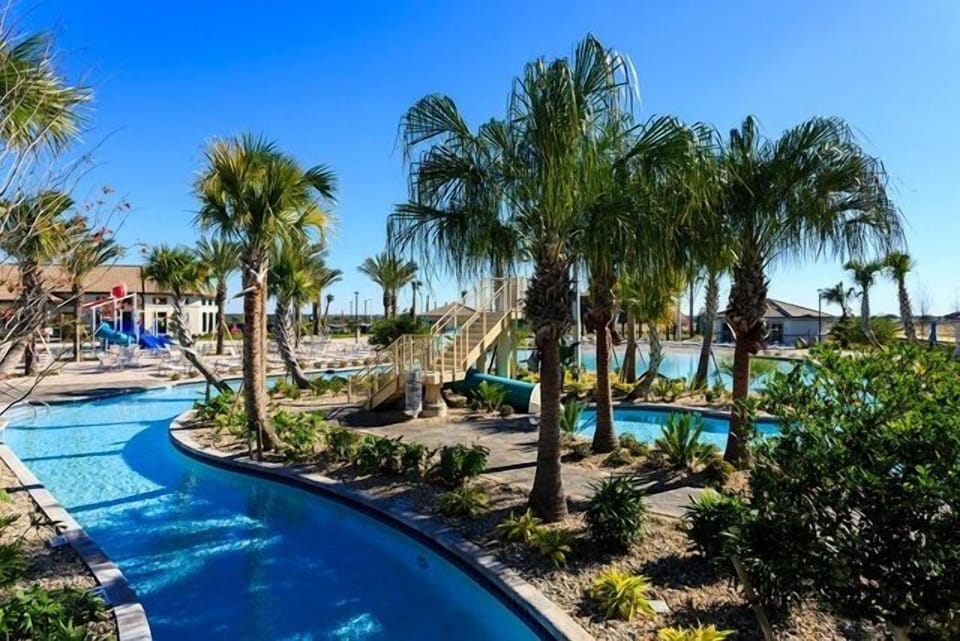 Lazy river
