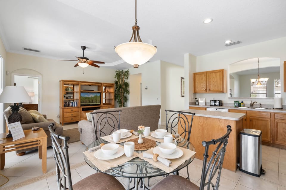 Kitchen and Family Lounge