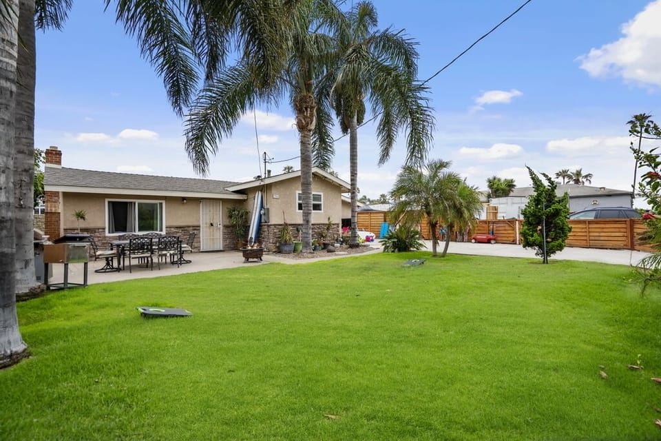 Oceanside Rocks Vacation Home