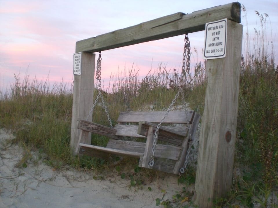 A north beach swing, great for watching sunsets