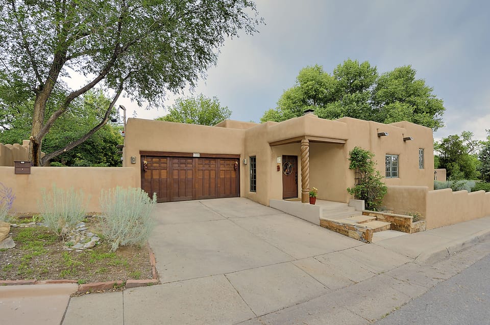 View of Casa Bonita from Palace Ave. Short walk to center of Santa Fe. 
