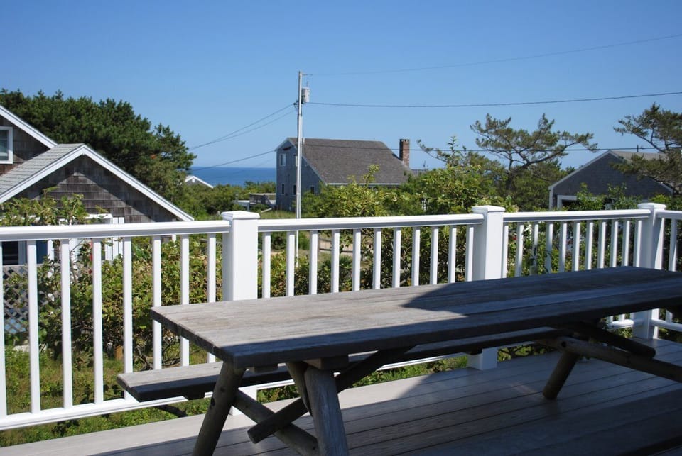 Lower Deck