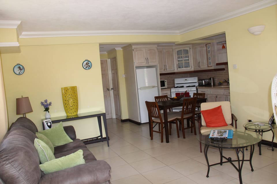 Living Room/ Dining Room