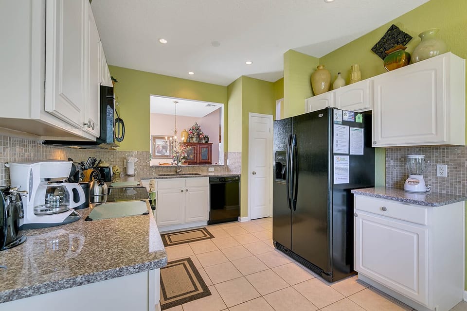 Well-appointed, remodeled kitchen with pass-through to dining room