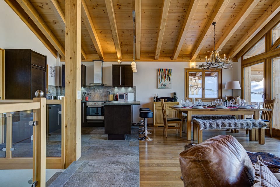 Living-dining room