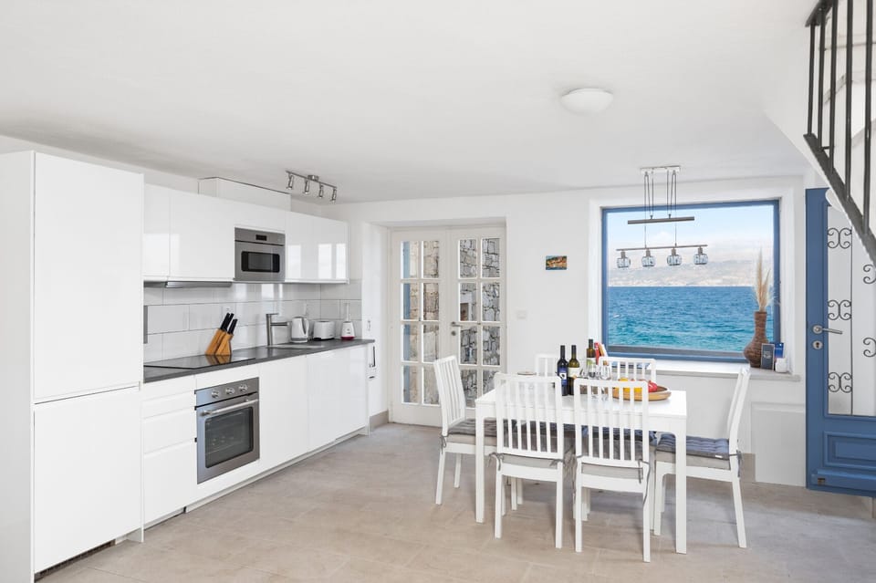 Kitchen diner