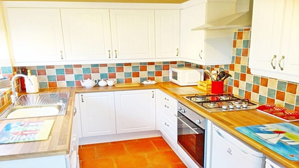 Fully Family equipped Kitchen