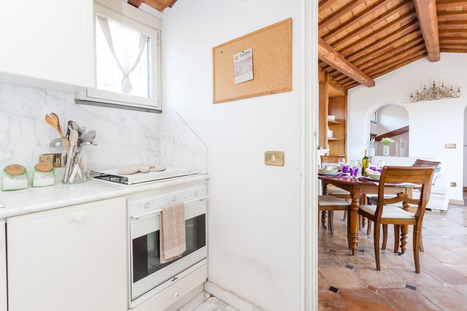 The kitchen is totally equipped to prepare meals