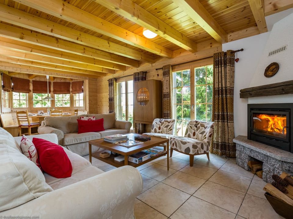 Living-dining room