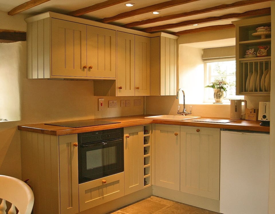 Neat handmade kitchen with top quality appliances
