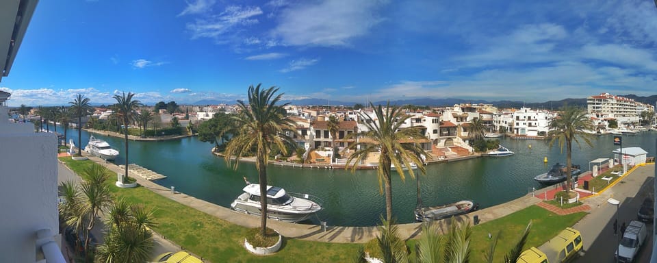 Marina