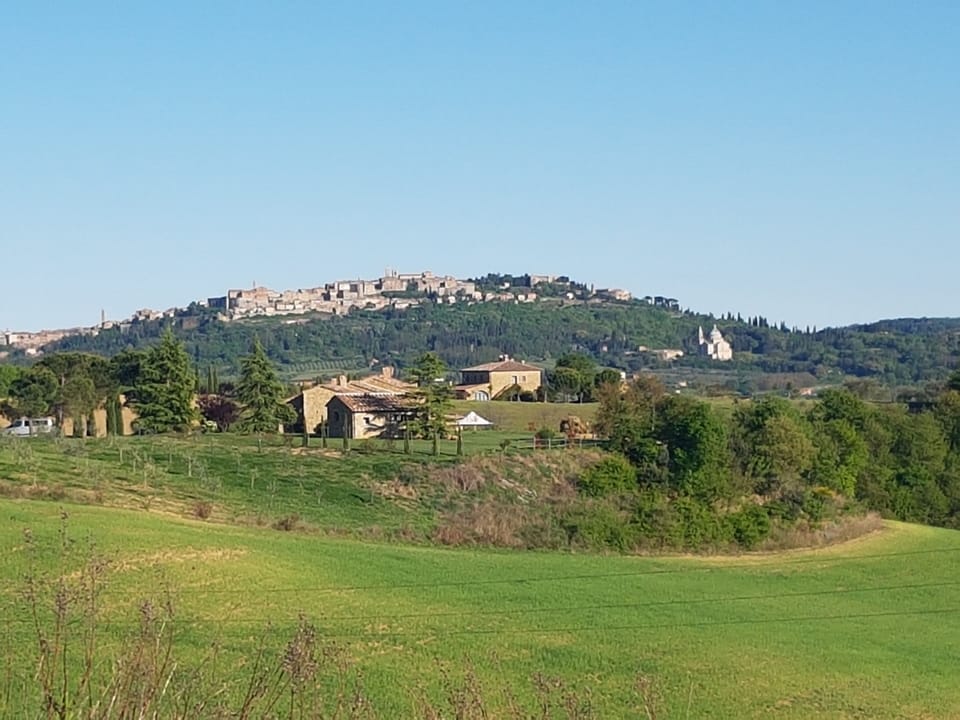 Villa Il Gelso with spectacular view of Montepulciano 