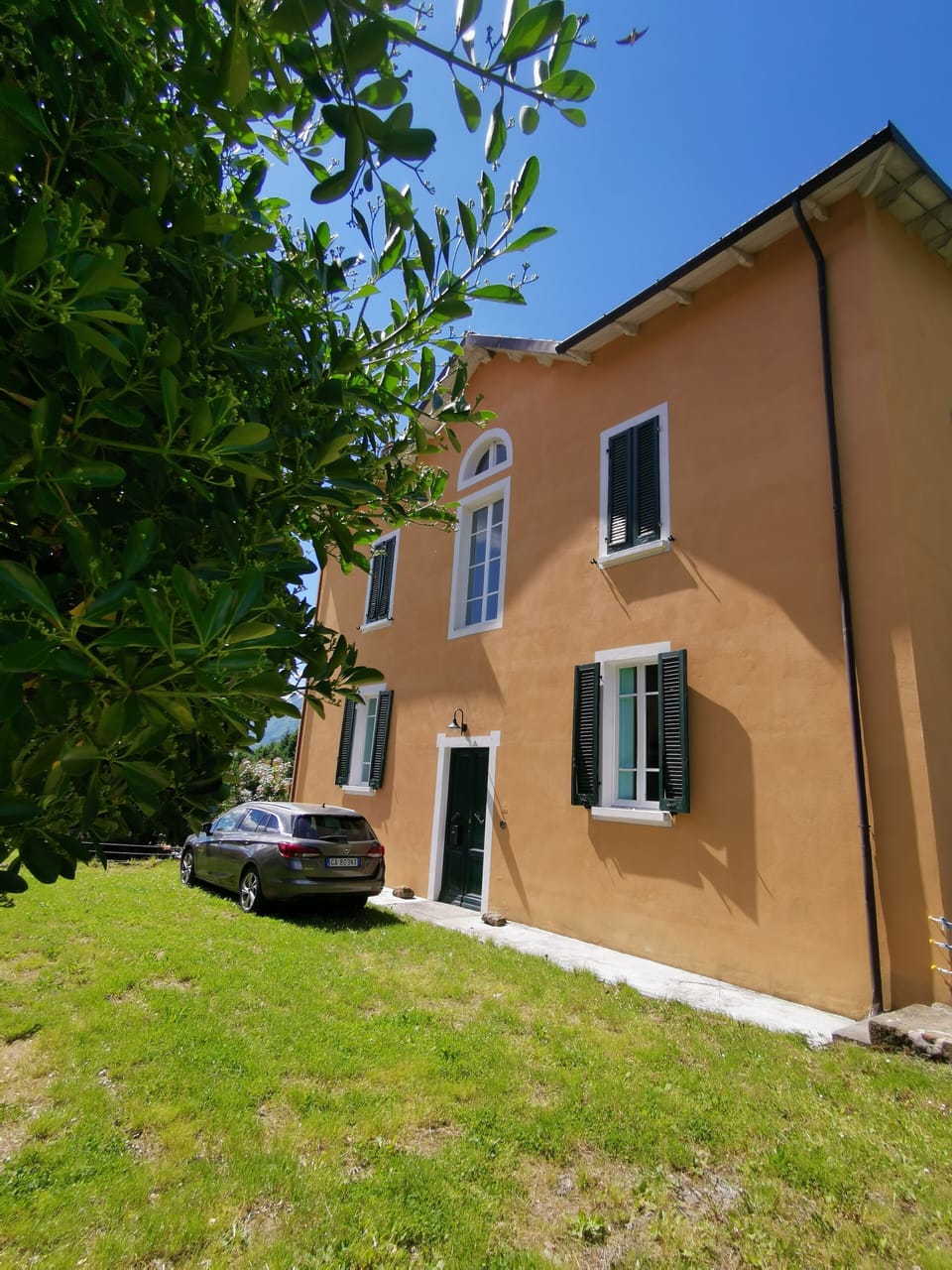 Parking at the front