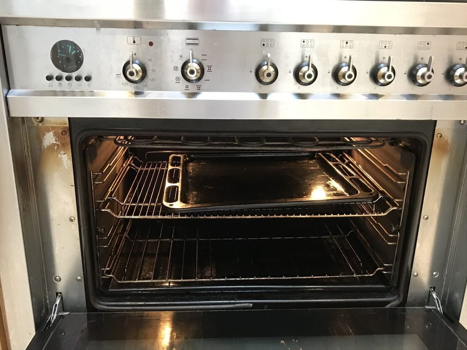 Fully equipped luxury kitchen.