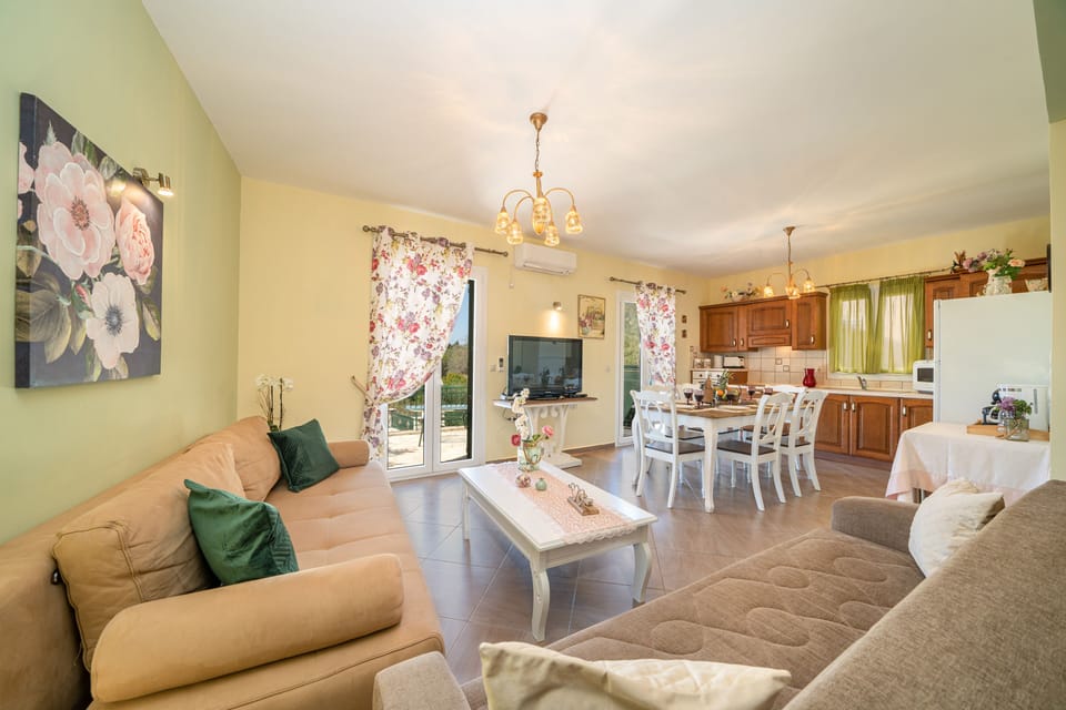 AN OTHER VIEW OF OUR AIRCONDITIONED LIVING DINING ROOM