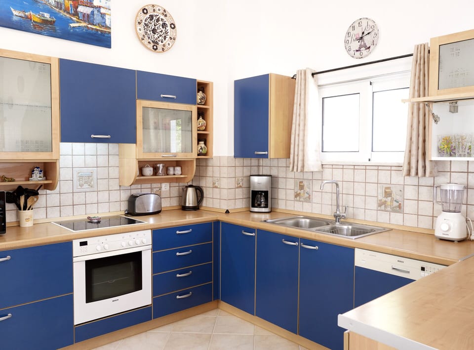 Contemporary kitchen