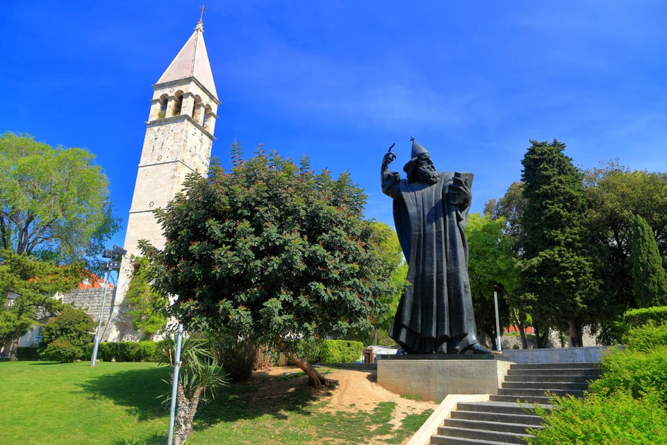 Statue of Grgur Ninski, Split