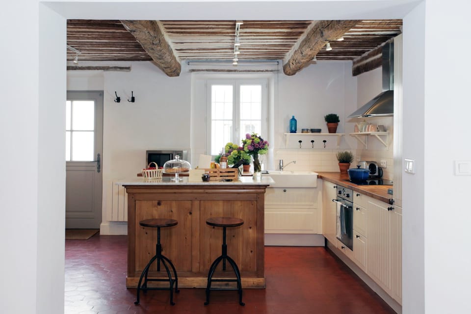 Maison du bateau - Gourmet Kitchen © www.antibes-rental.com (3)
