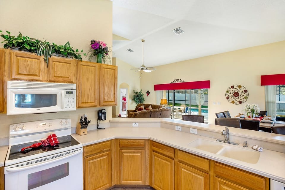 Cooking doesn't mean you are away from the party!
