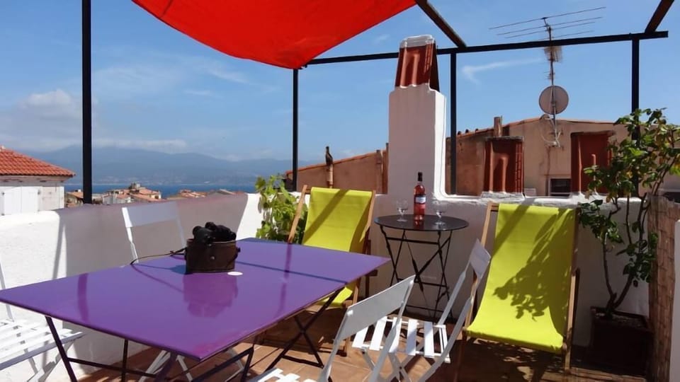 Terrace / Balcony